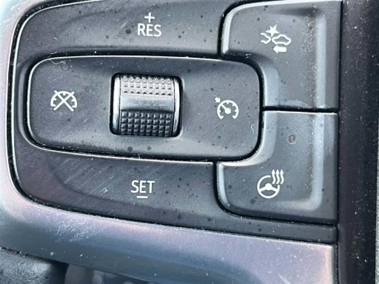 Chevrolet Silverado 1500 LT Crew Cab 2WD 2025