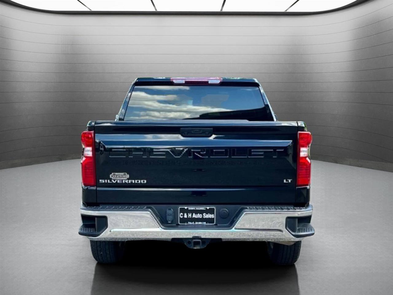 Chevrolet Silverado 1500 LT Crew Cab 2WD 2025