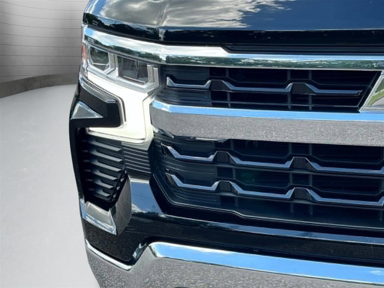 Chevrolet Silverado 1500 LT Crew Cab 2WD 2025