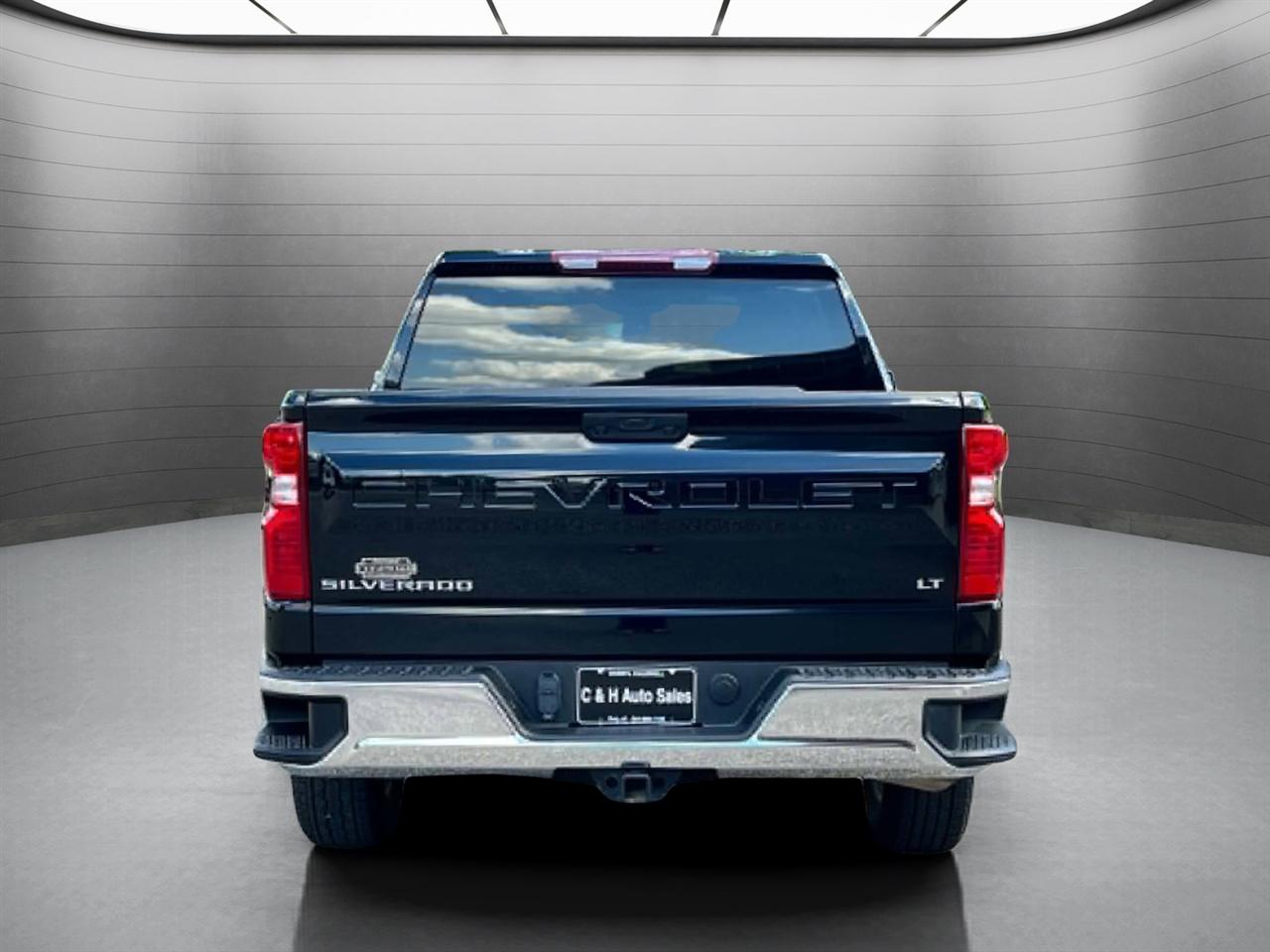 Chevrolet Silverado 1500 LT Crew Cab 2WD 2025