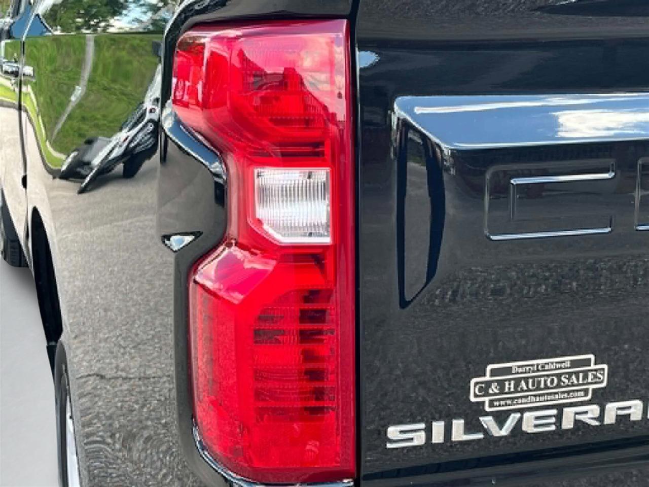 Chevrolet Silverado 1500 LT Crew Cab 2WD 2025