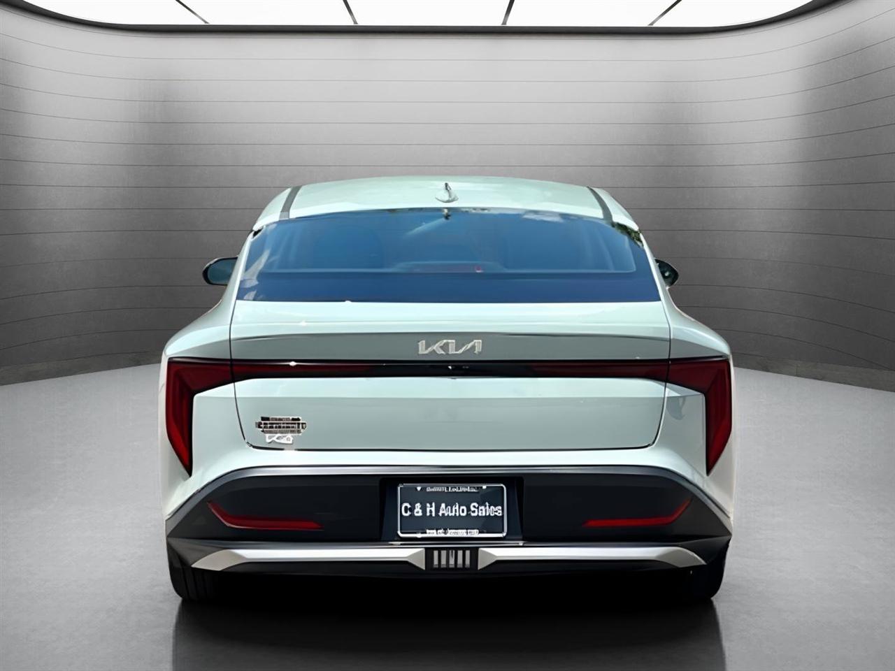 Kia K4 LX 2025
