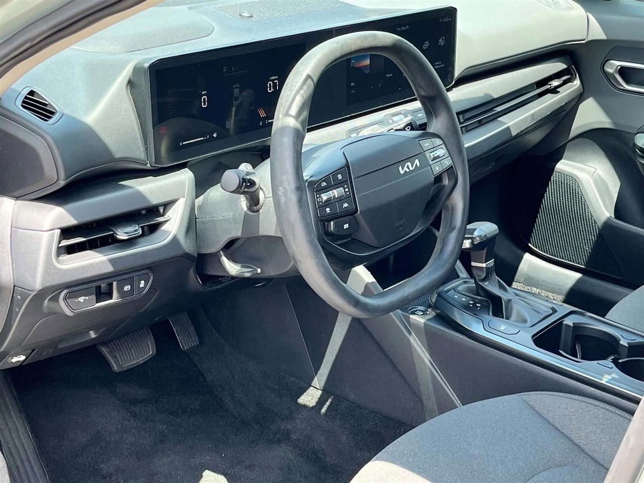 Kia K4 LX 2025