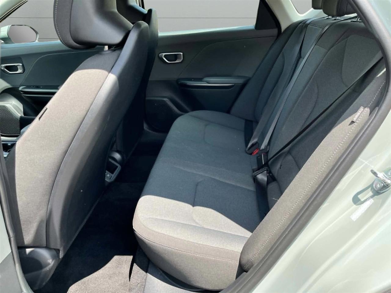 Kia K4 LX 2025