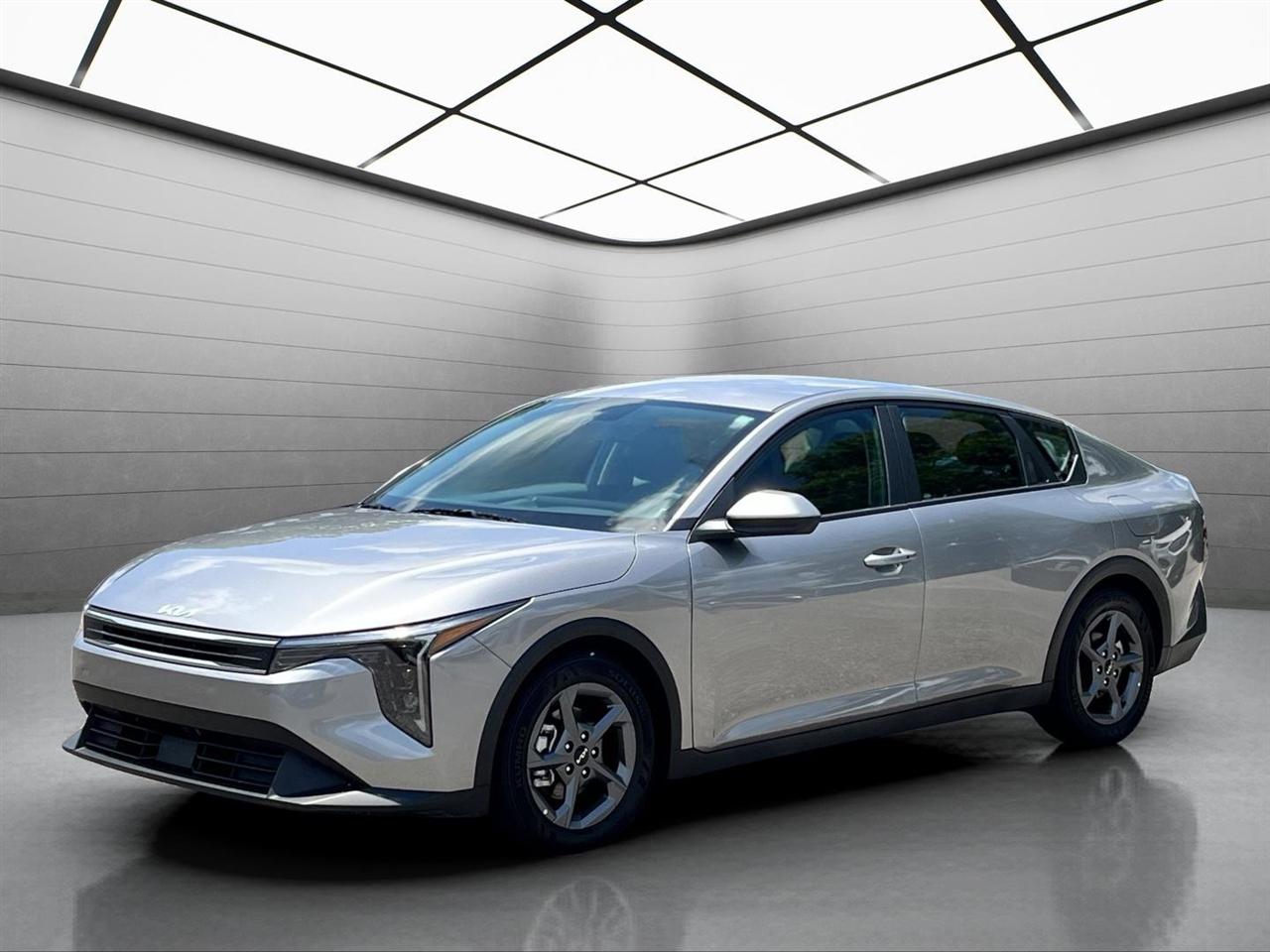 2025 Kia K4 LX
