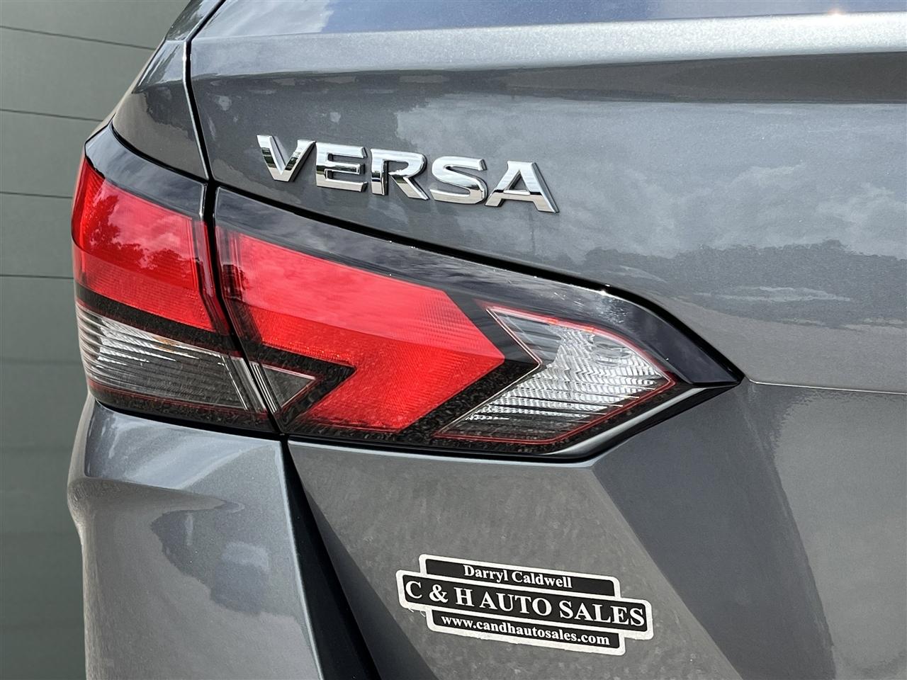 2025 Nissan Versa Sedan SV - Photo 9