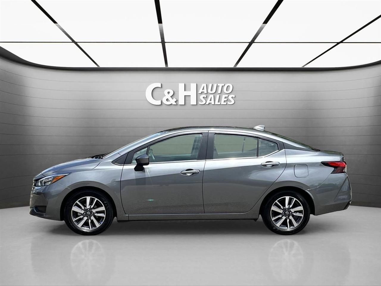 2025 Nissan Versa Sedan SV - Photo 11
