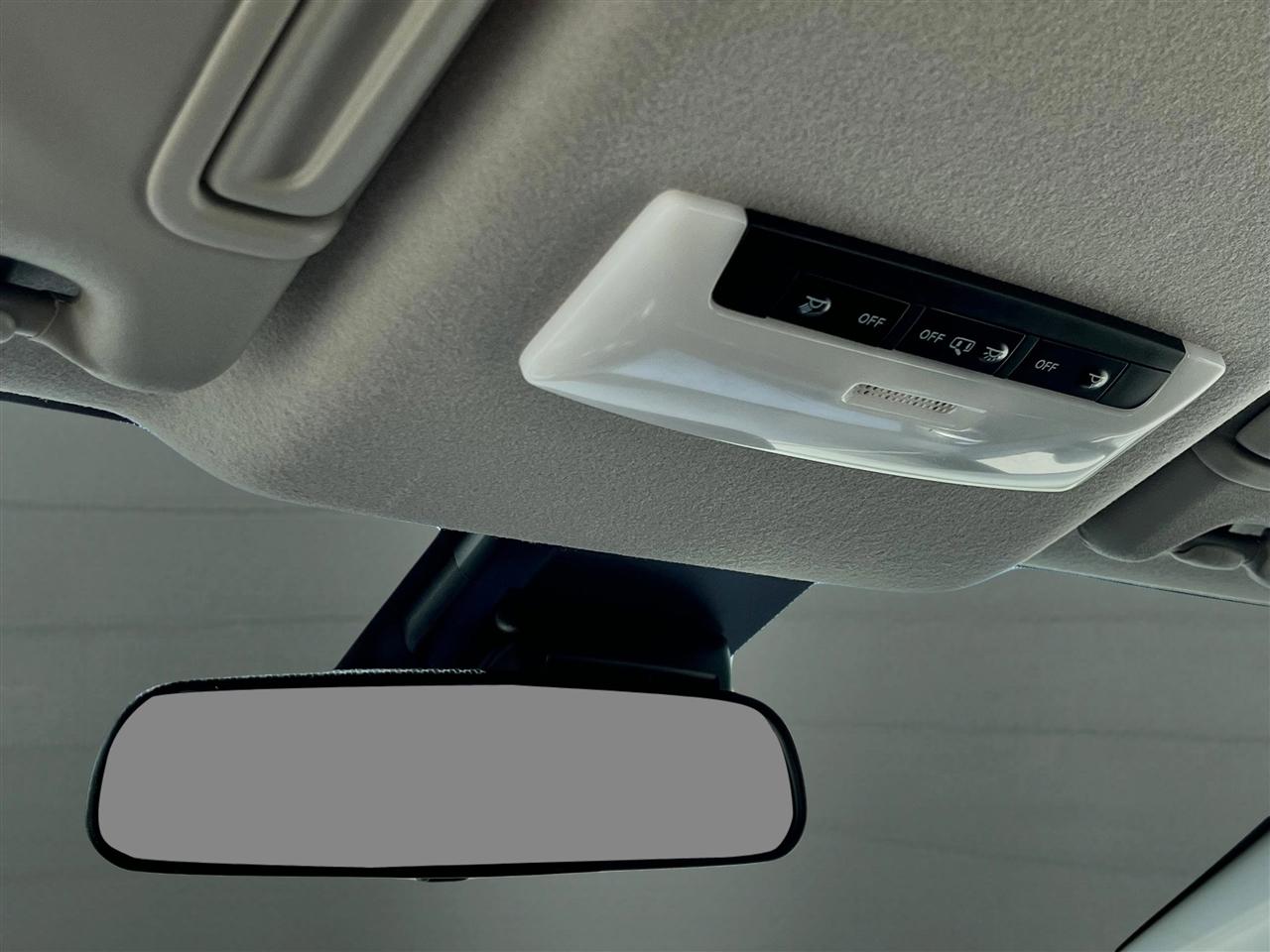 2025 Nissan Versa Sedan SV - Photo 26