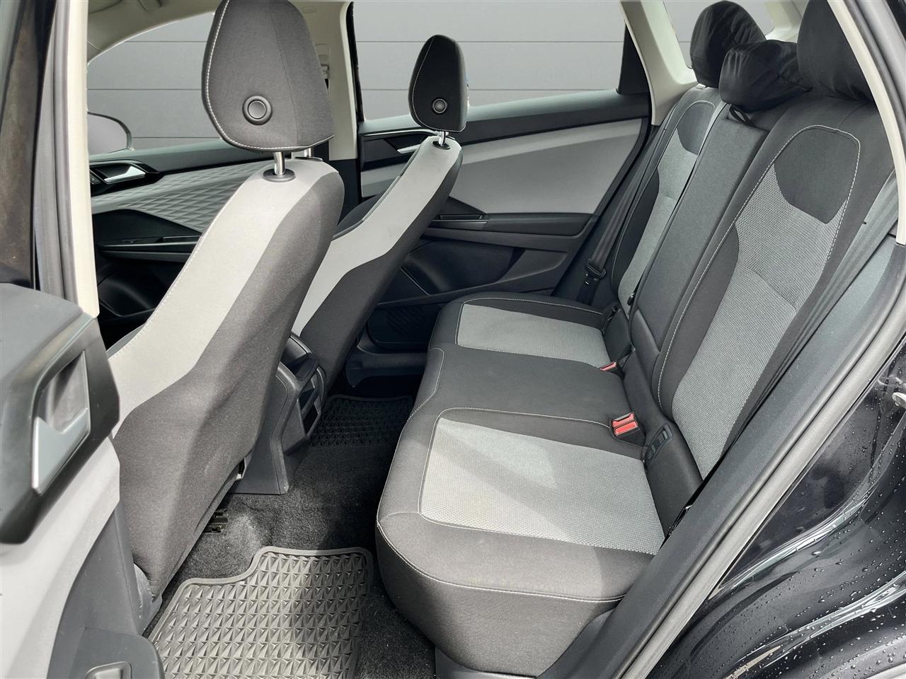 Volkswagen Taos S 2022