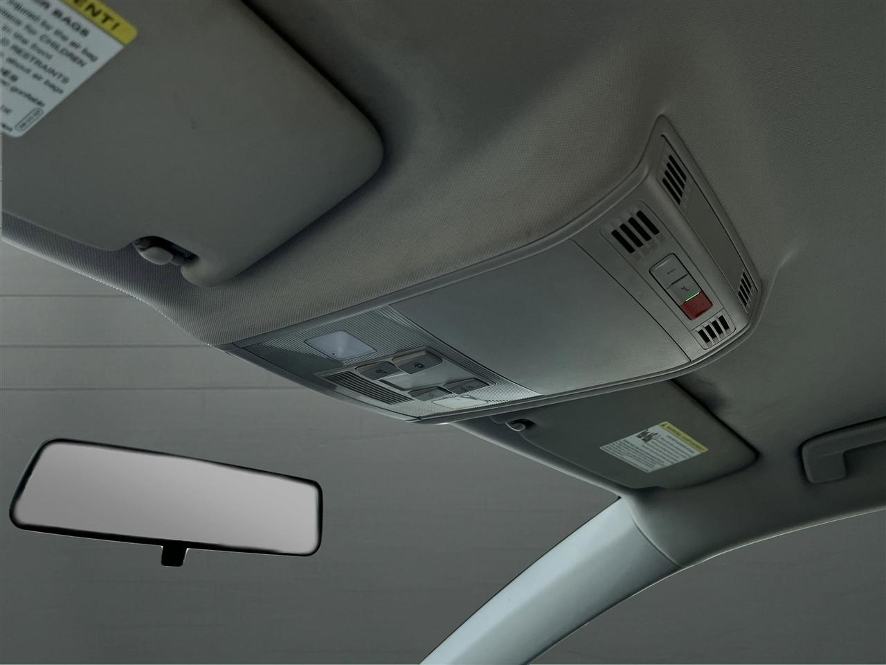 Volkswagen Taos S 2022