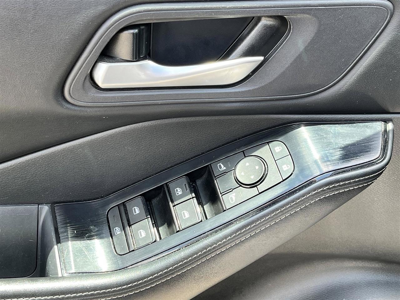 Nissan Rogue SV 2024