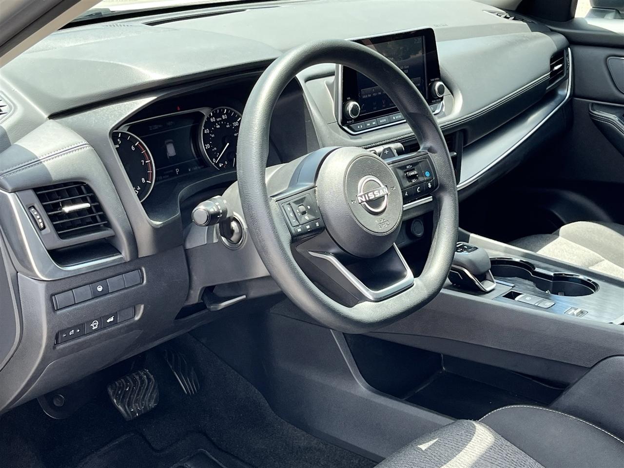 Nissan Rogue SV 2024