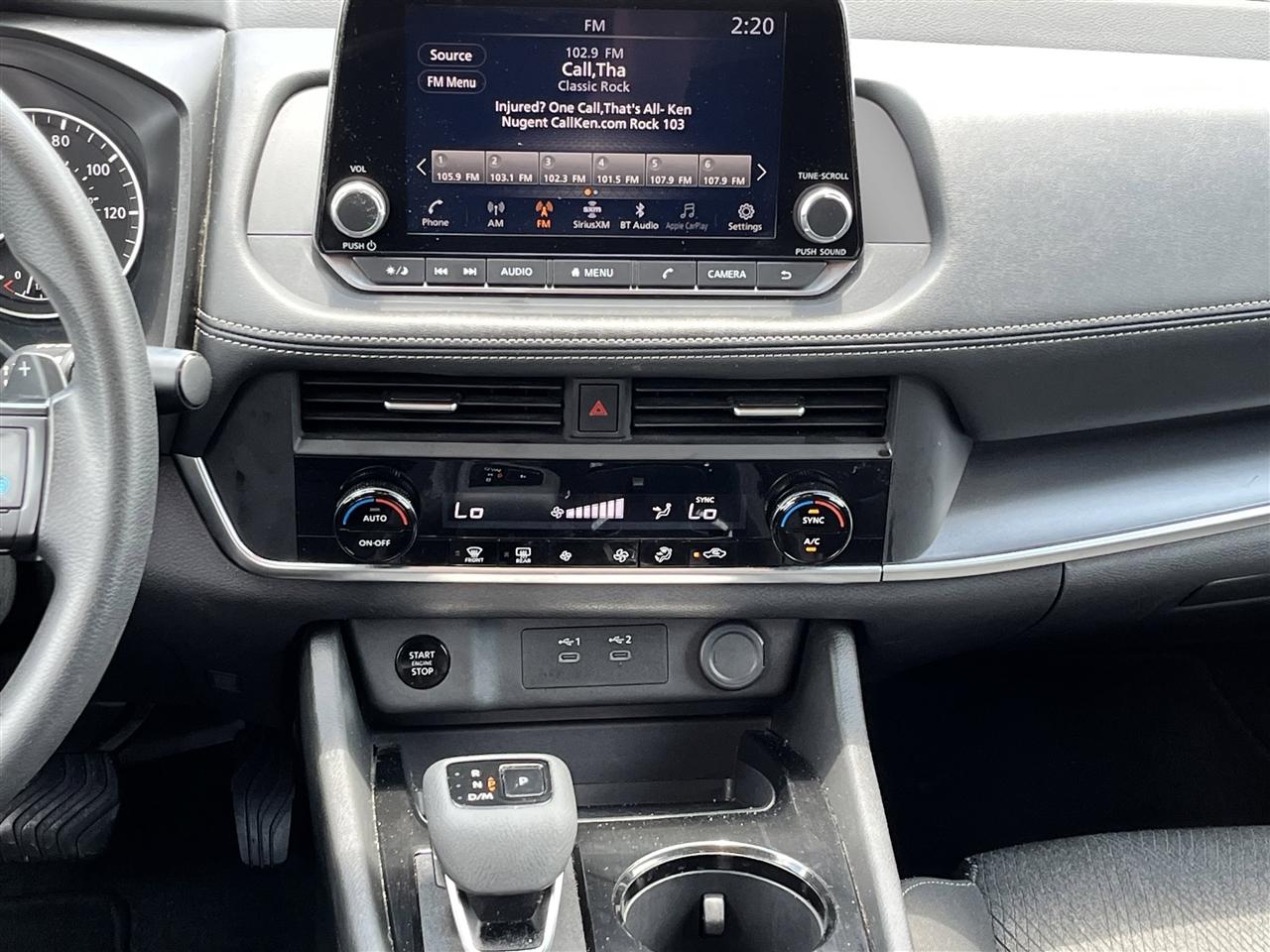 Nissan Rogue SV 2024