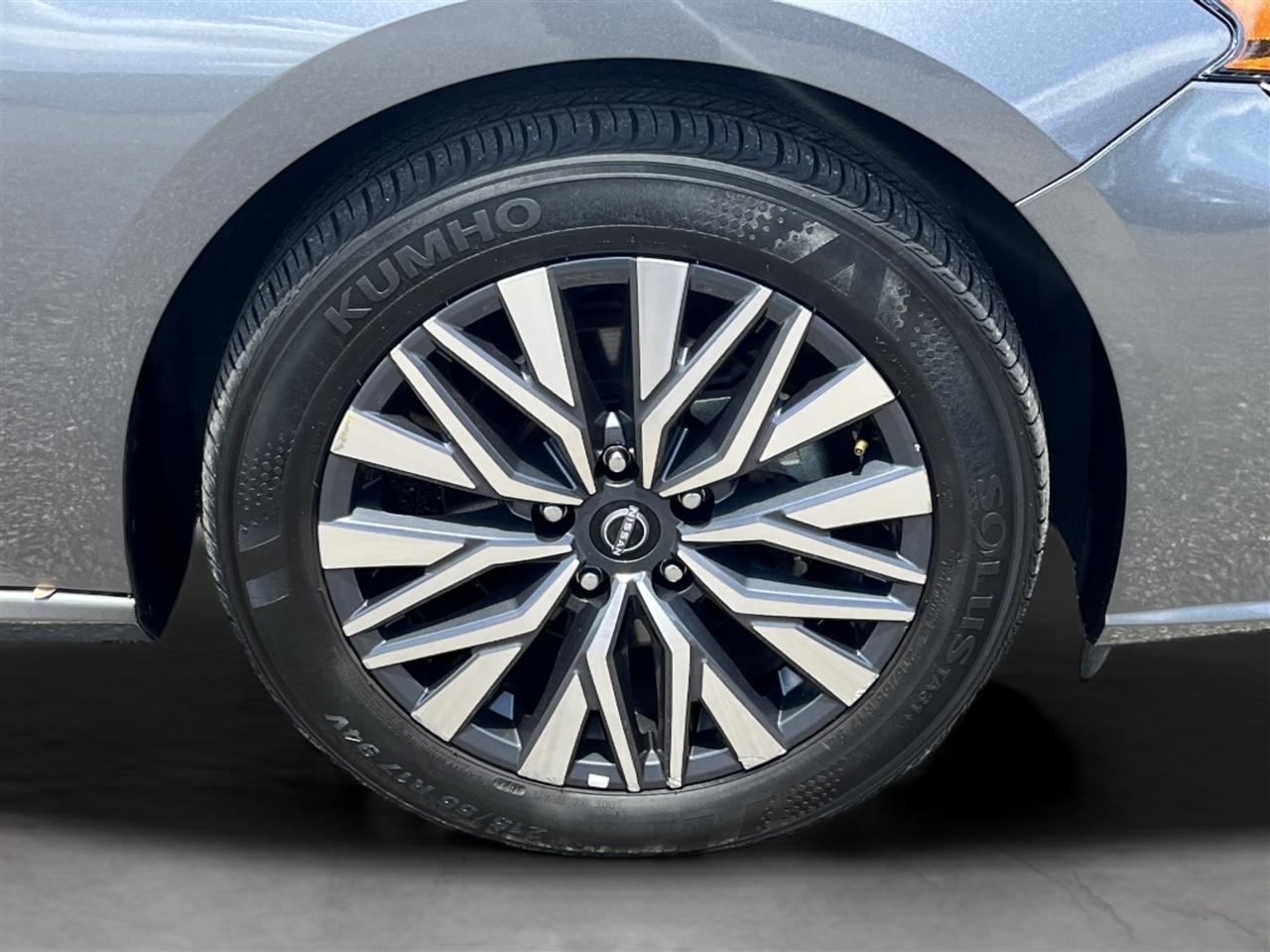 Nissan Altima 2.5 SV 2025