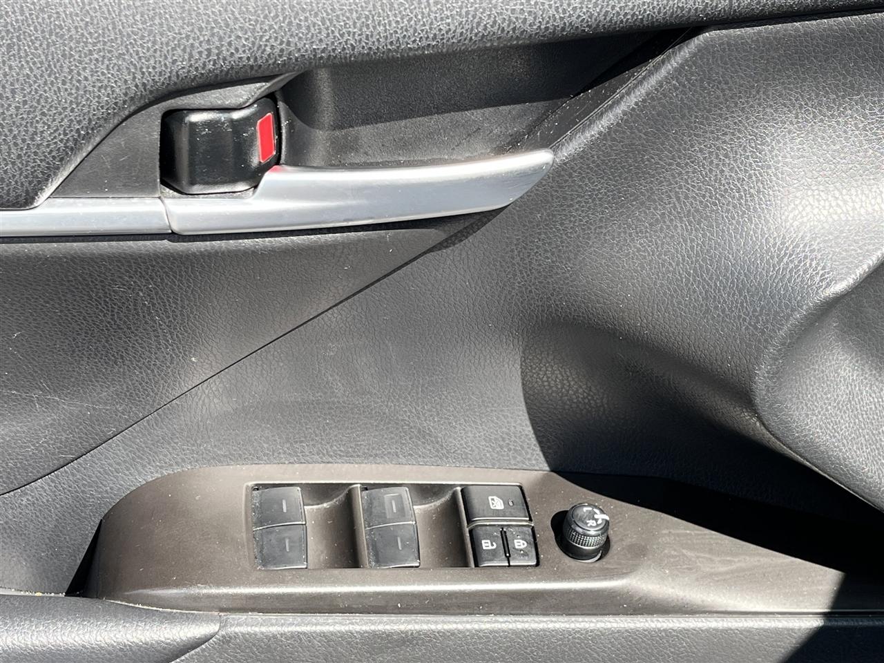 Toyota Camry SE 2024