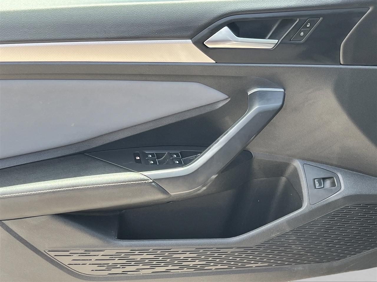 Volkswagen Jetta SE 2025