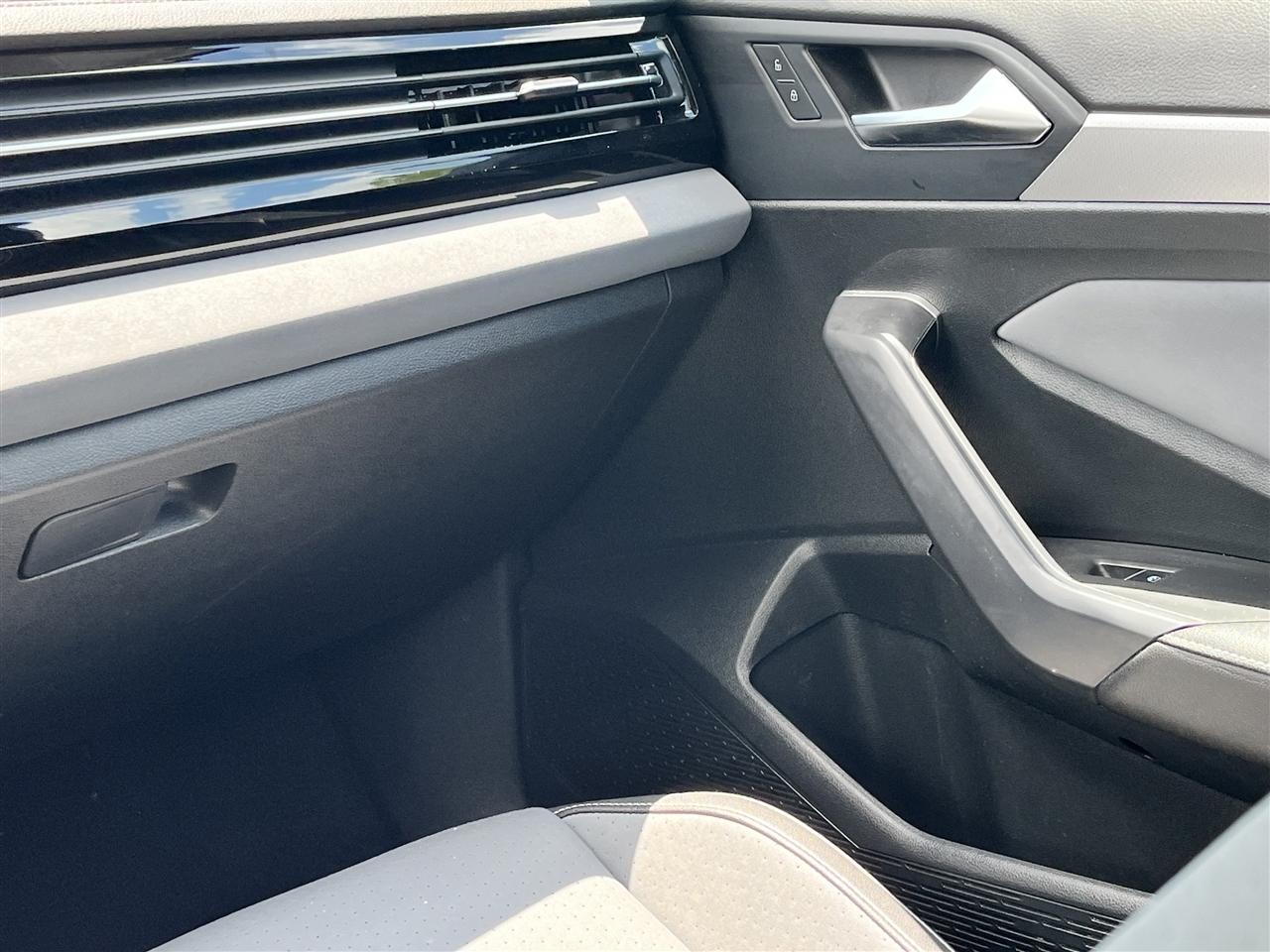 Volkswagen Jetta SE 2025