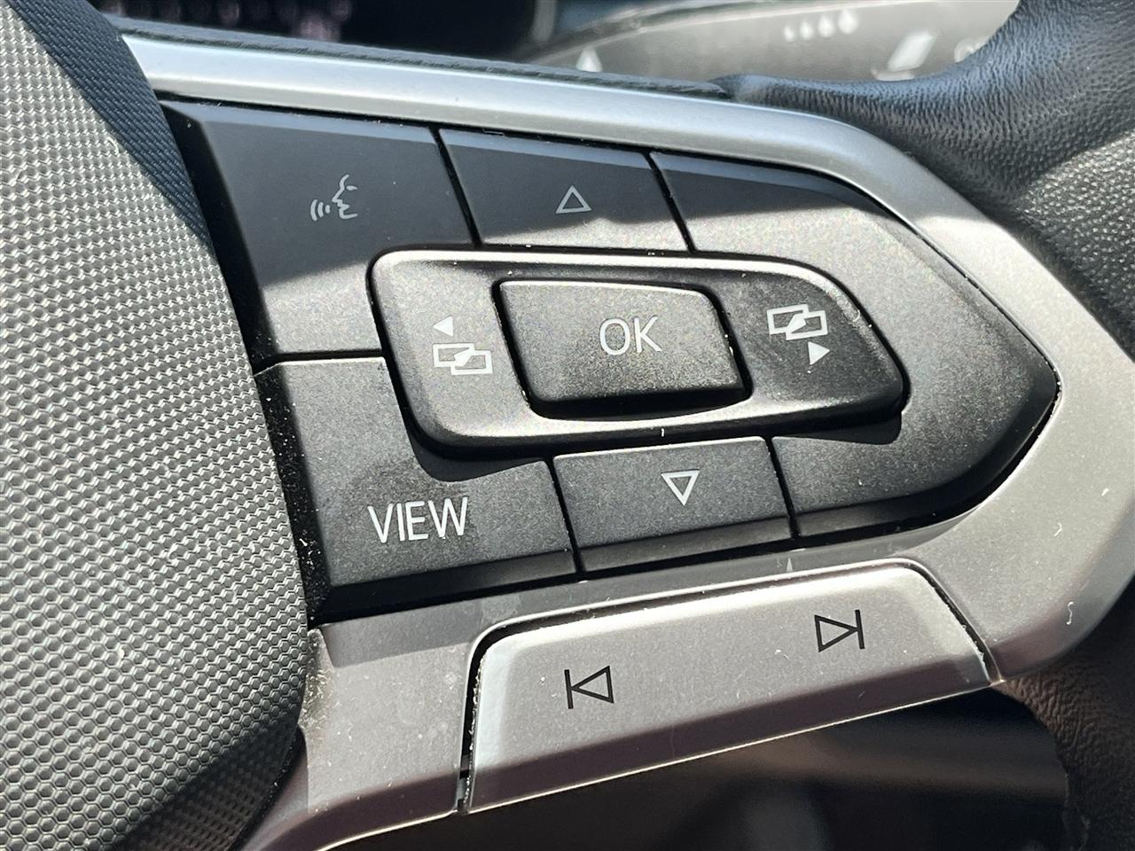 Volkswagen Jetta SE 2025