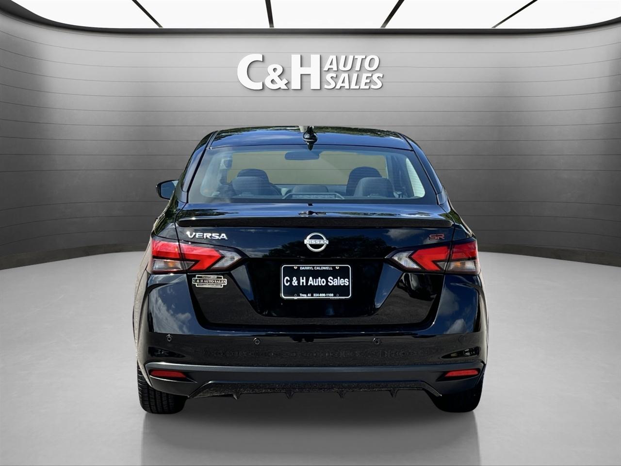 Nissan Versa SR 2025