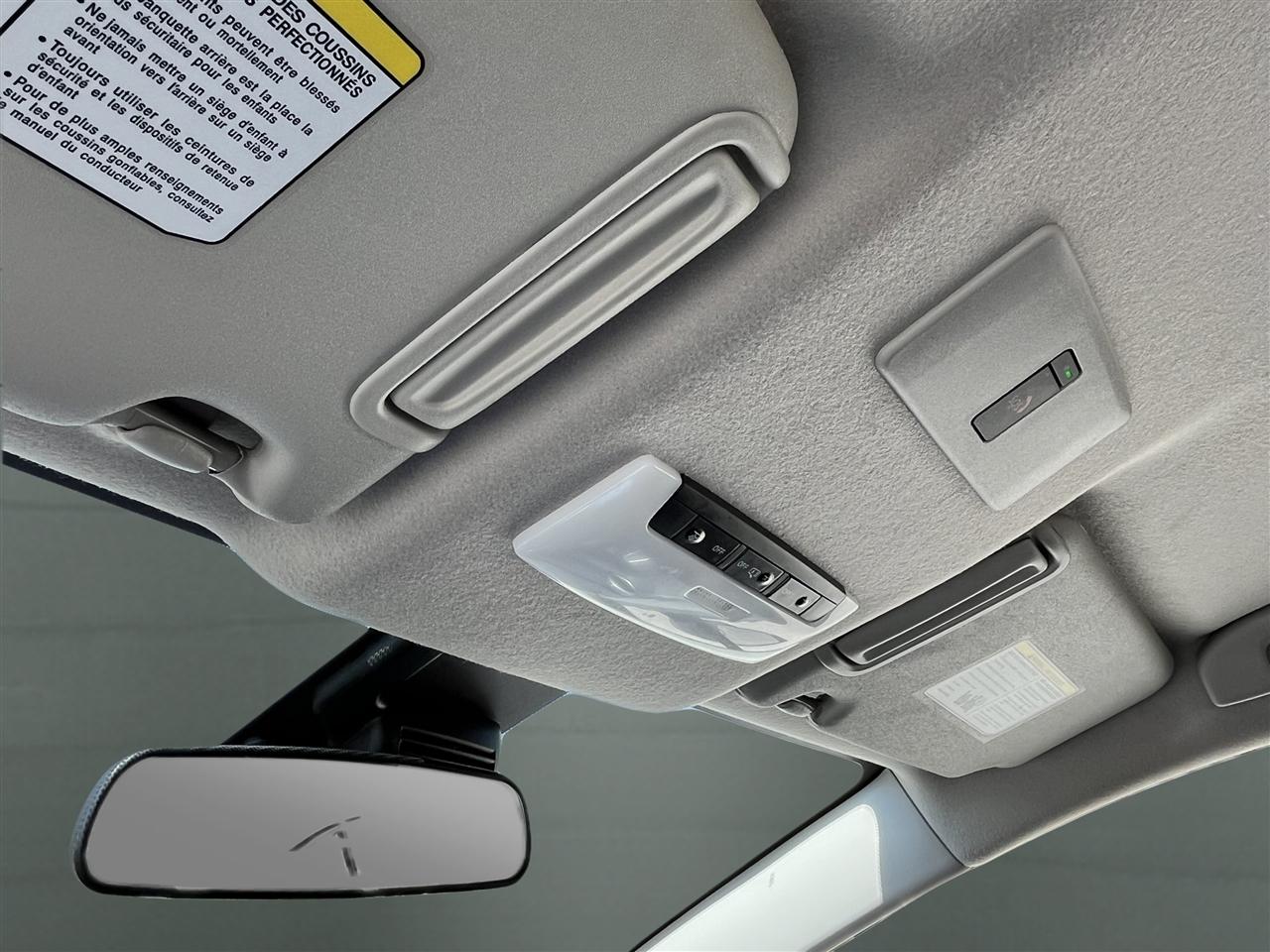 Nissan Versa SR 2025