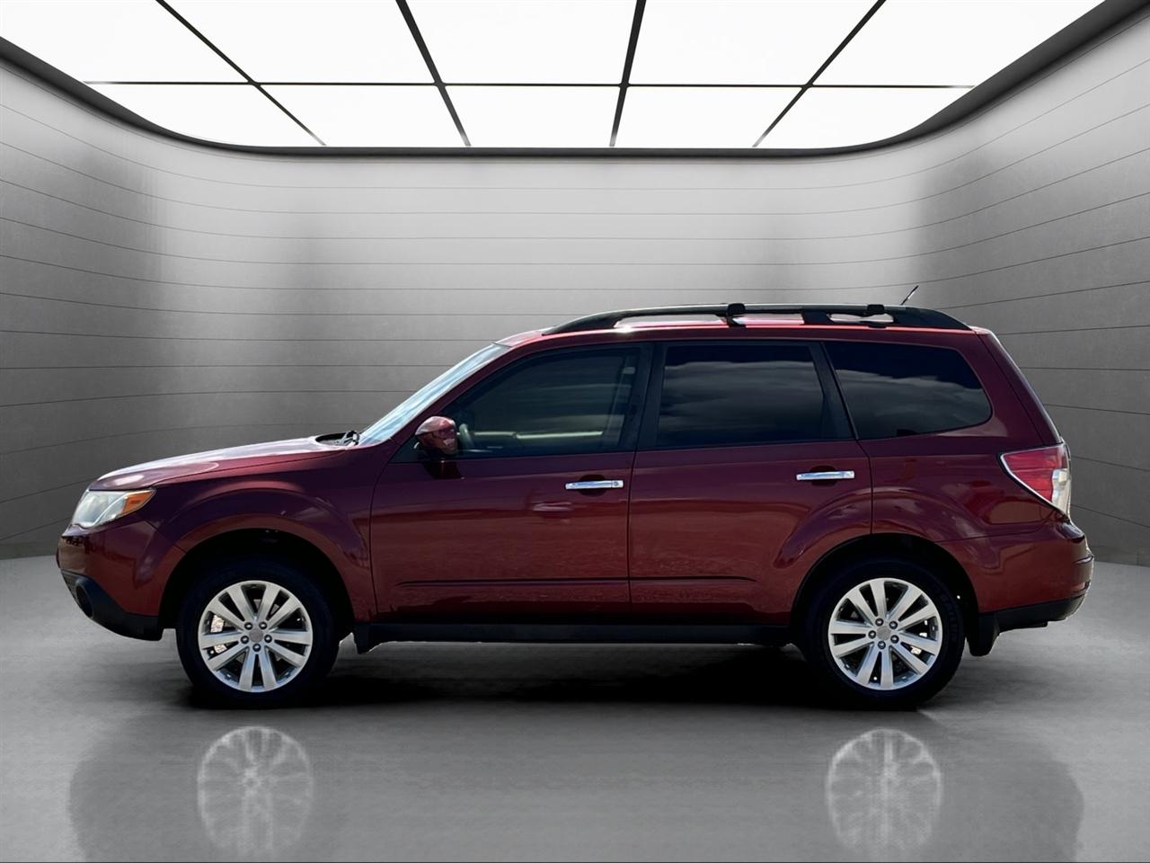 Subaru Forester 2.5X Premium 2011