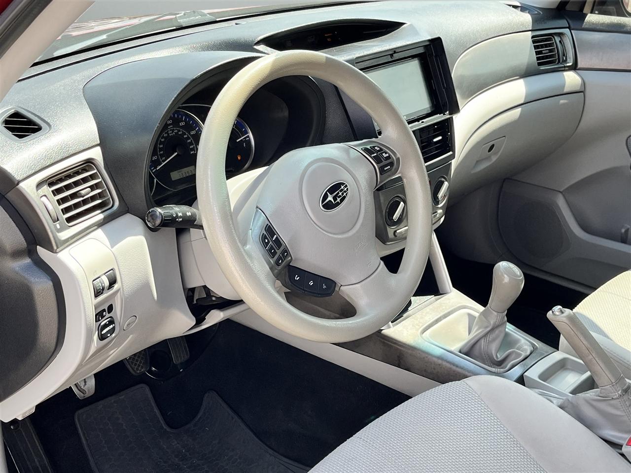 Subaru Forester 2.5X Premium 2011