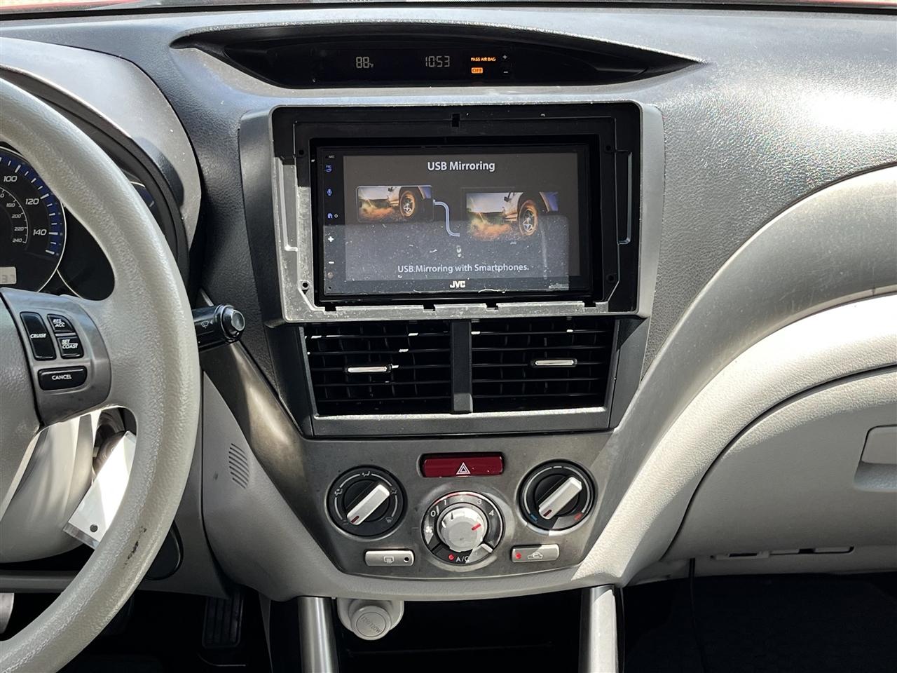 Subaru Forester 2.5X Premium 2011