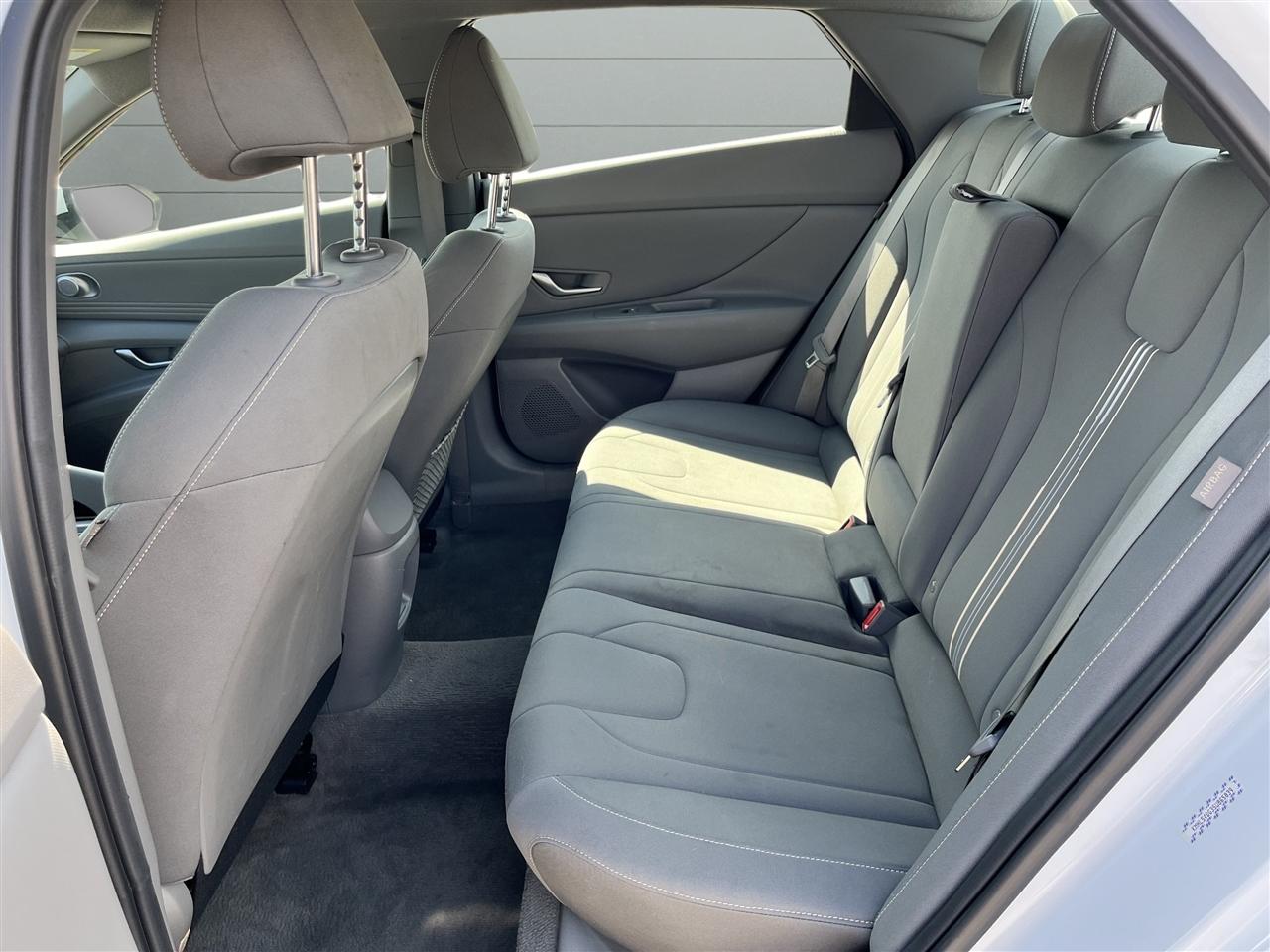 Hyundai Elantra SEL Convenience 2025