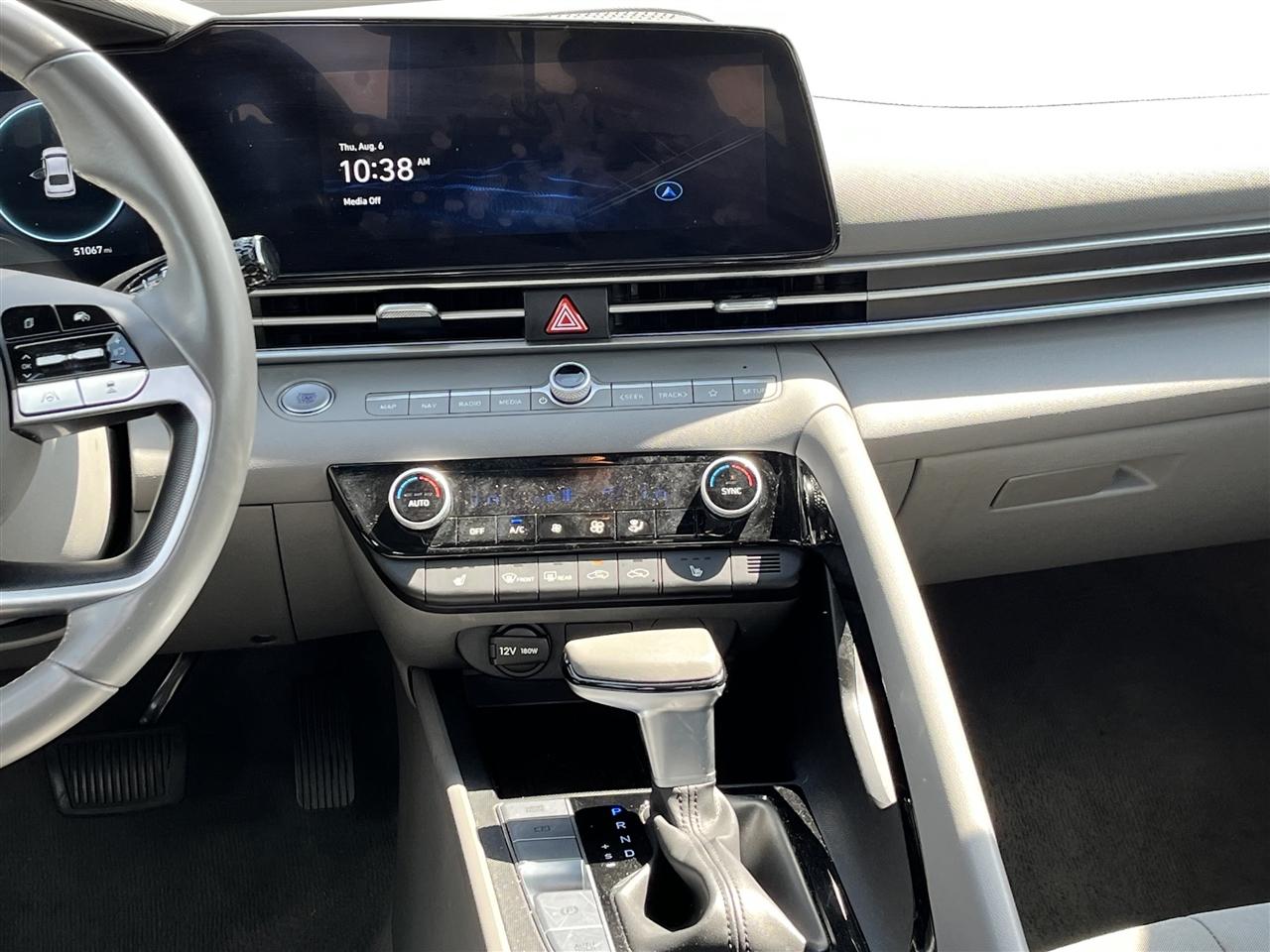 Hyundai Elantra SEL Convenience 2025