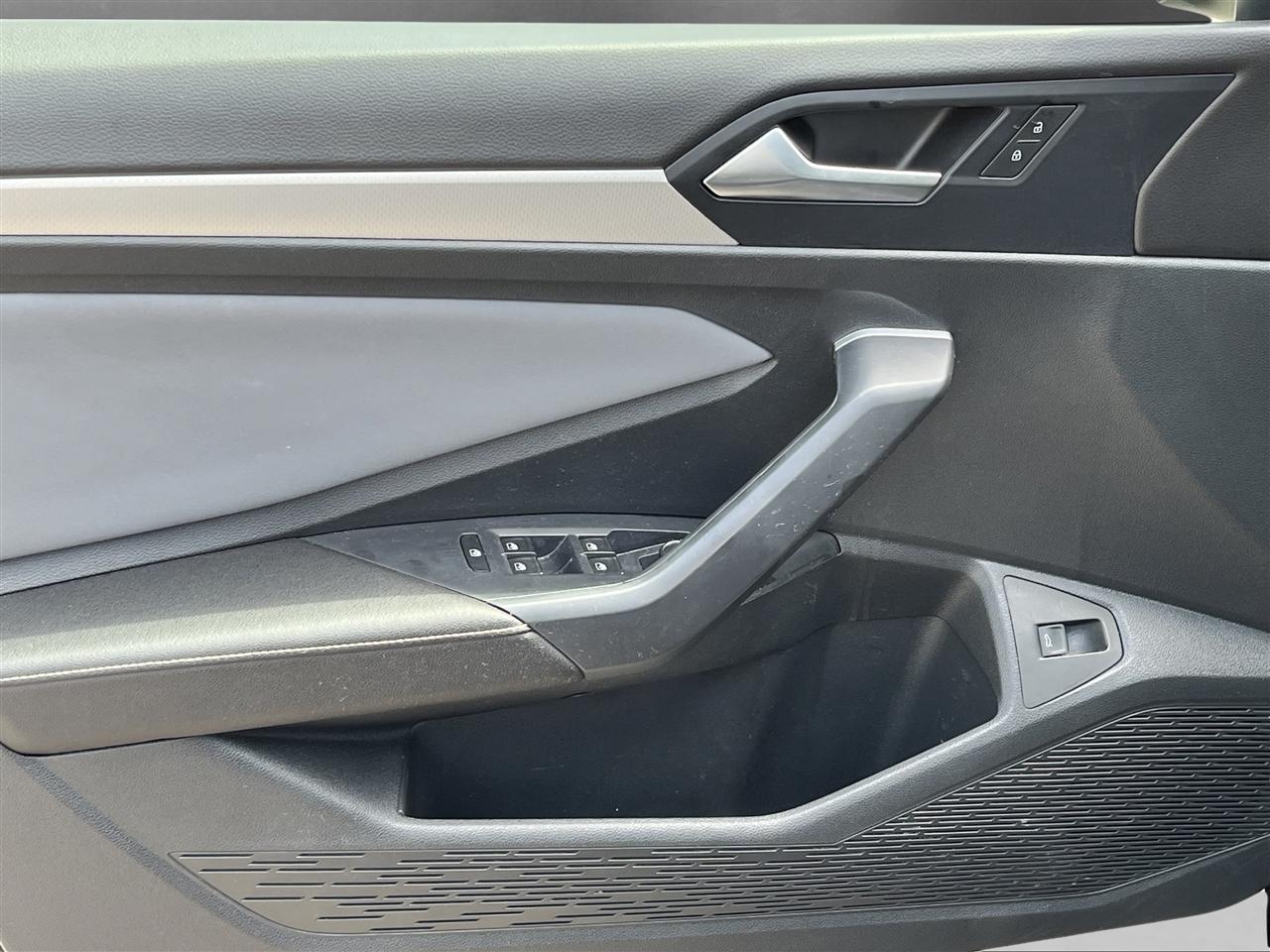 Volkswagen Jetta SE 2025