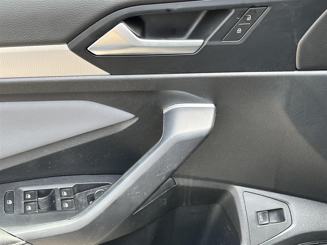 Volkswagen Jetta SE 2025
