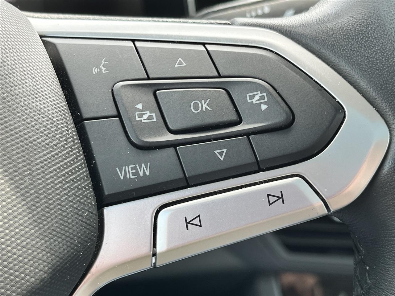 Volkswagen Jetta SE 2025