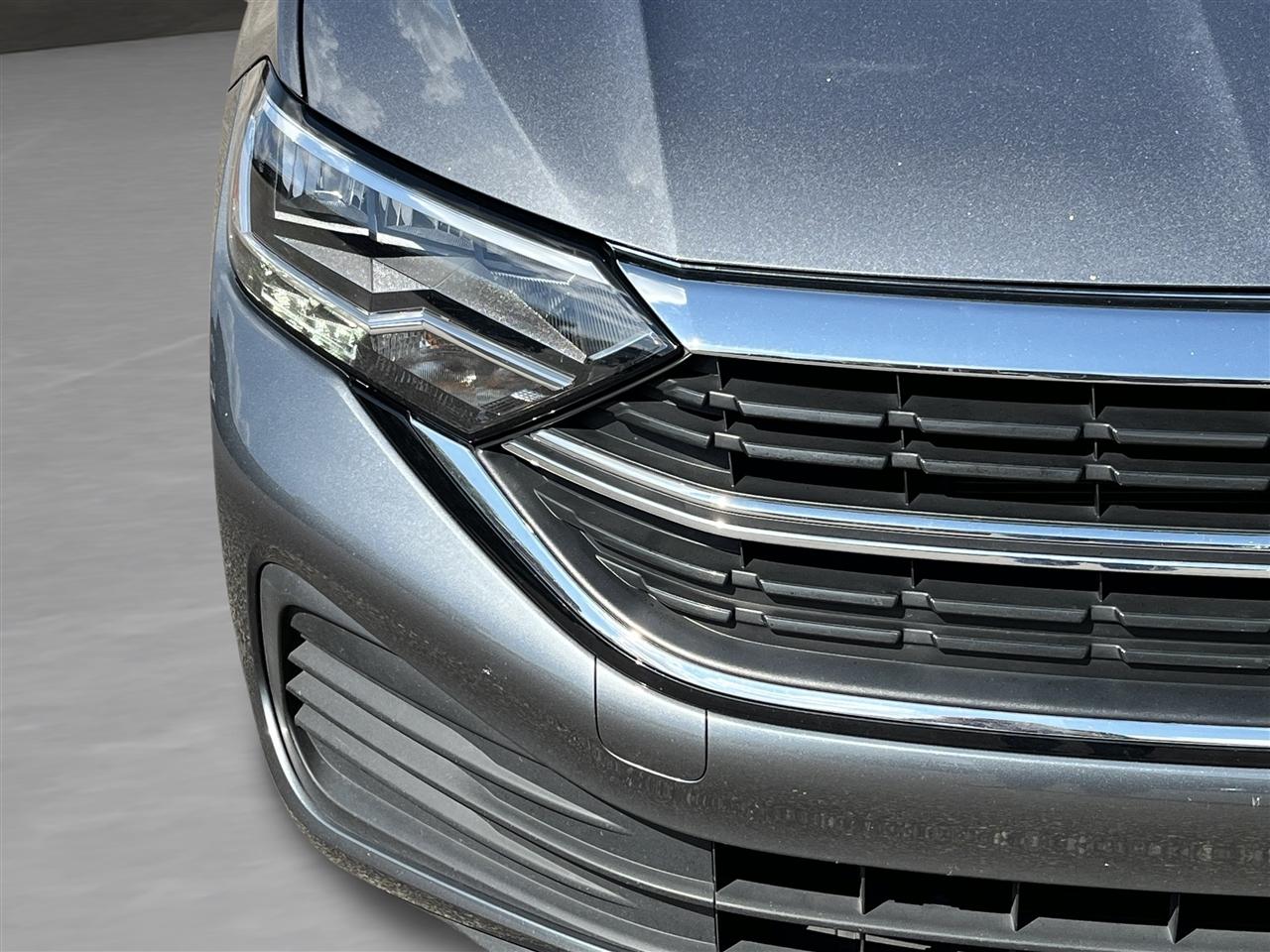 Volkswagen Jetta SE 2024