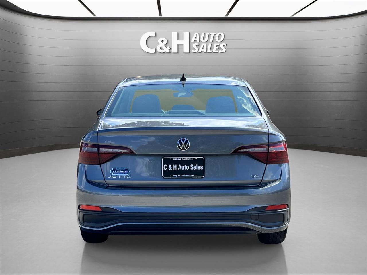 Volkswagen Jetta SE 2024