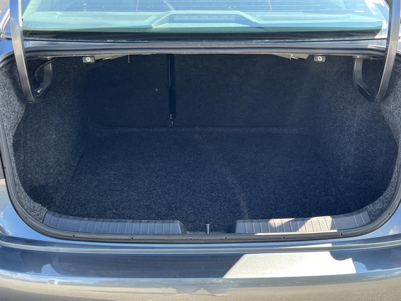 Volkswagen Jetta SE 2024