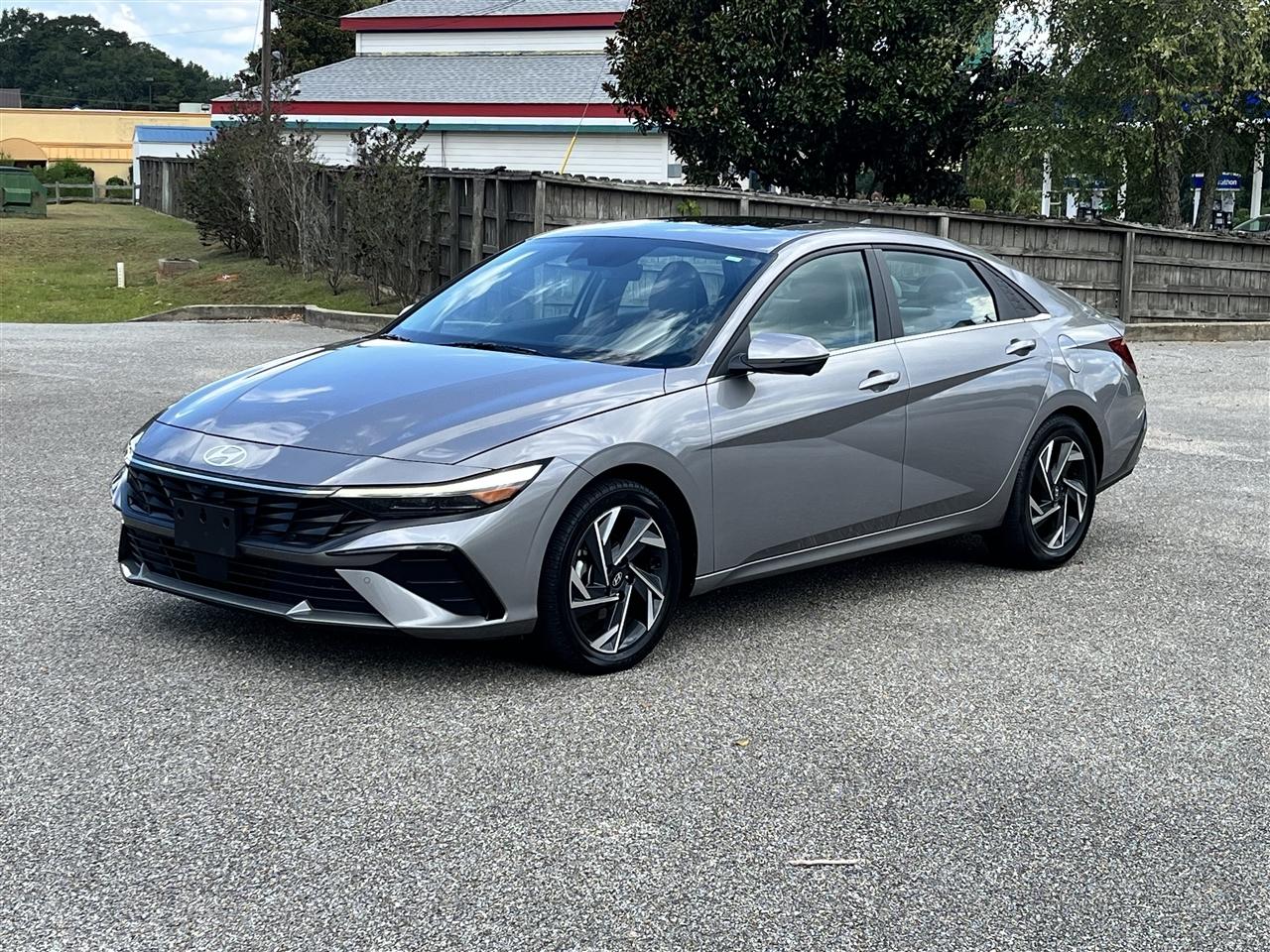 2024 Hyundai Elantra Limited
