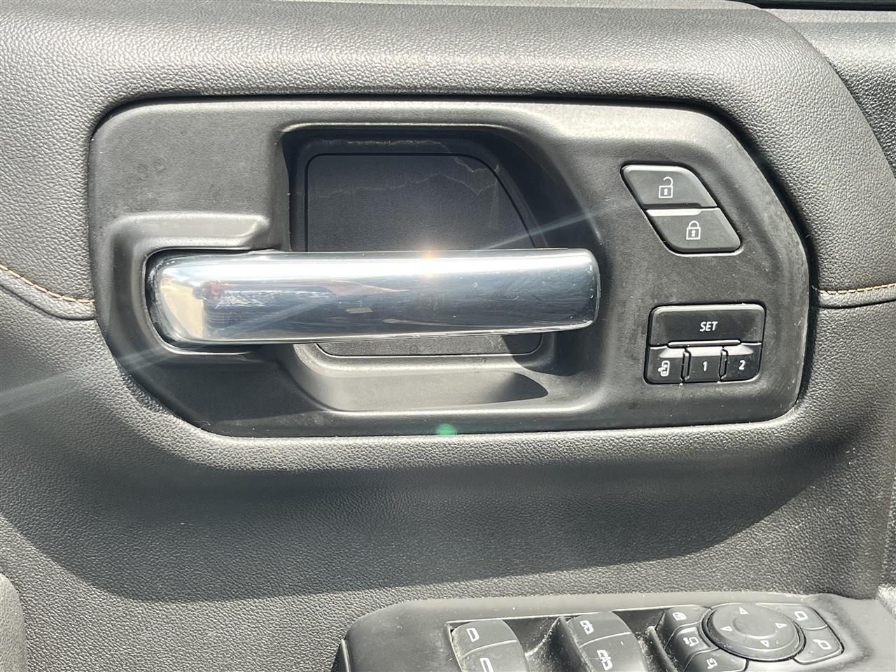 GMC Sierra 2500HD AT4 Crew Cab 4WD 2020