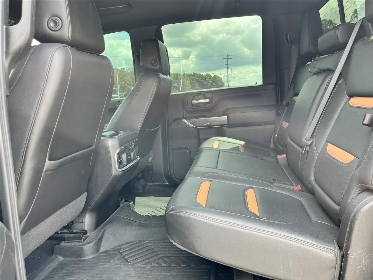 GMC Sierra 2500HD AT4 Crew Cab 4WD 2020