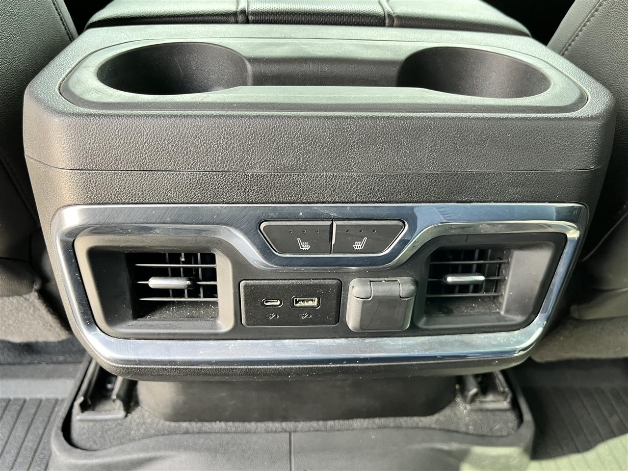 GMC Sierra 2500HD AT4 Crew Cab 4WD 2020