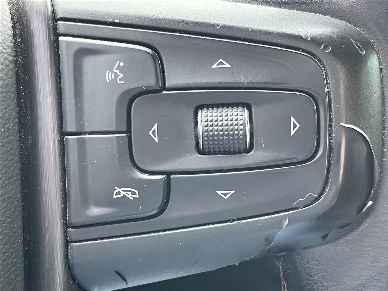 GMC Sierra 2500HD AT4 Crew Cab 4WD 2020