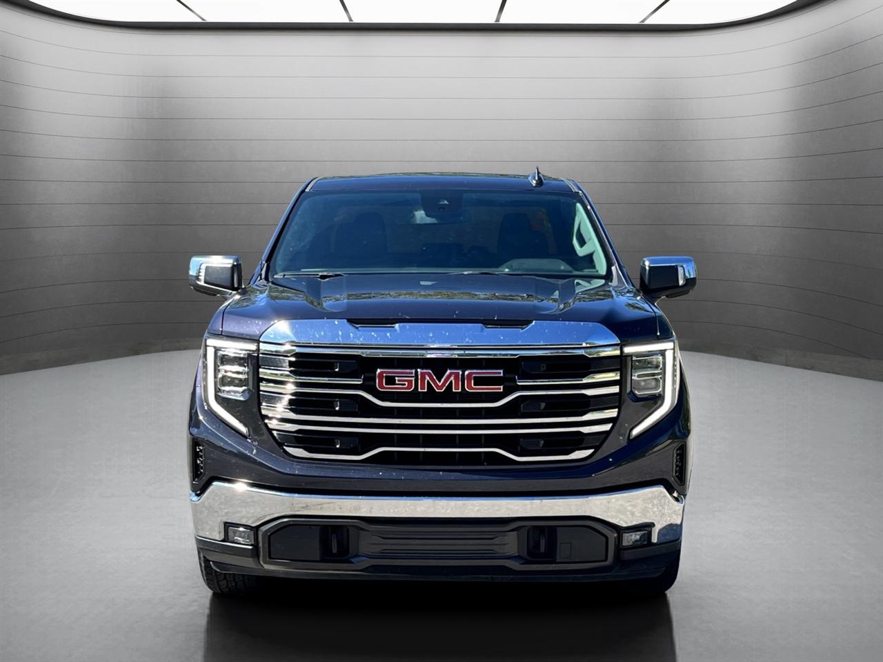 GMC Sierra 1500 SLT Crew Cab 2WD 2025