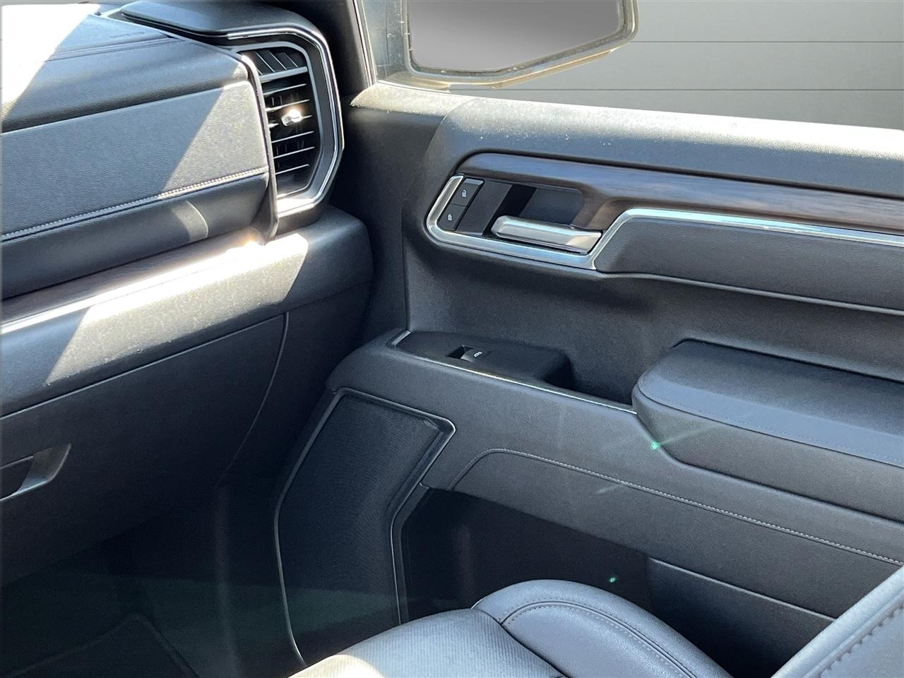 GMC Sierra 1500 SLT Crew Cab 2WD 2025