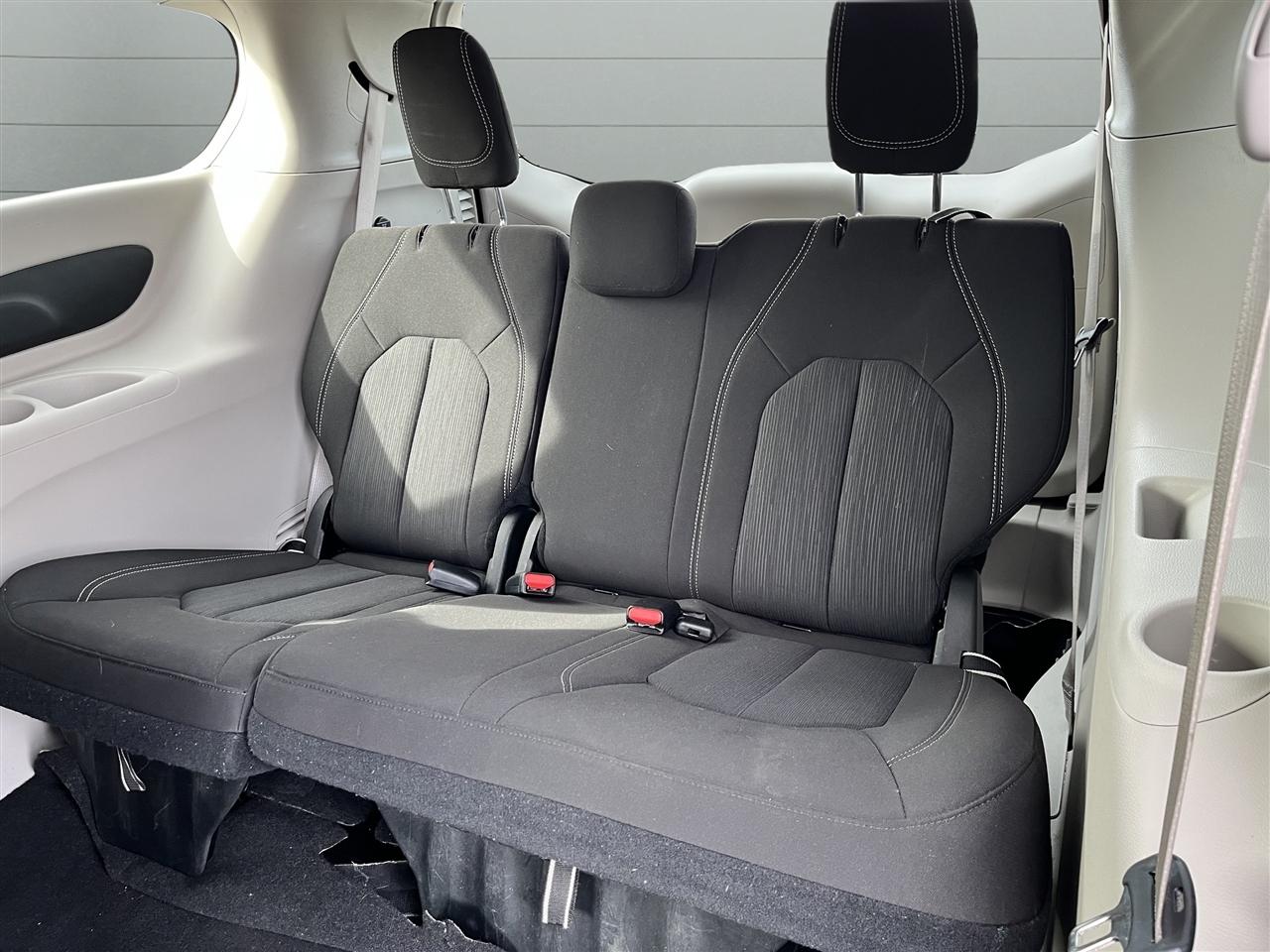 Chrysler Voyager LX 2023