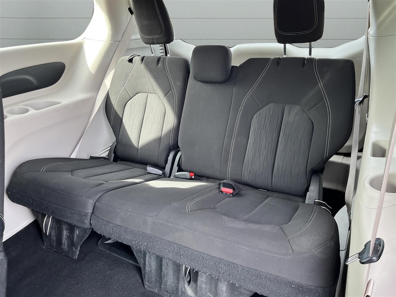Chrysler Voyager LX 2023