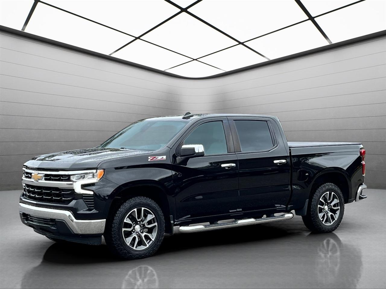 2022 Chevrolet Silverado 1500 LT Crew Cab 4WD
