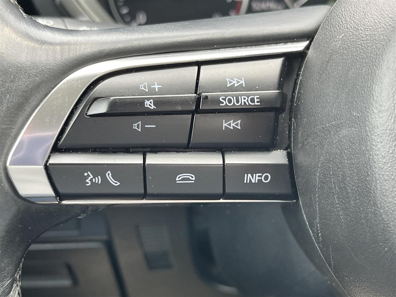 Mazda MAZDA3 Select 2024