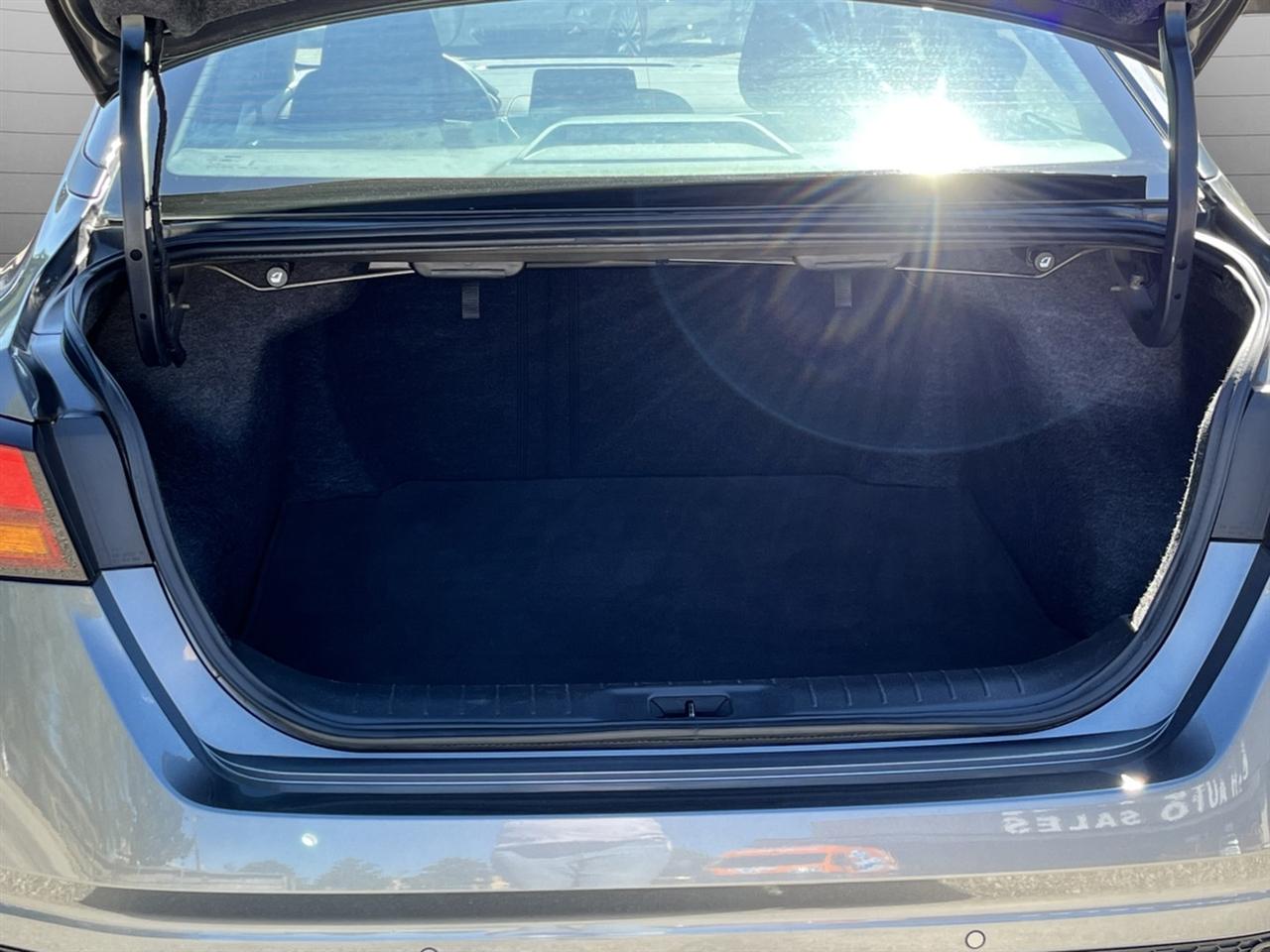 Nissan Altima 2.5 SV 2025