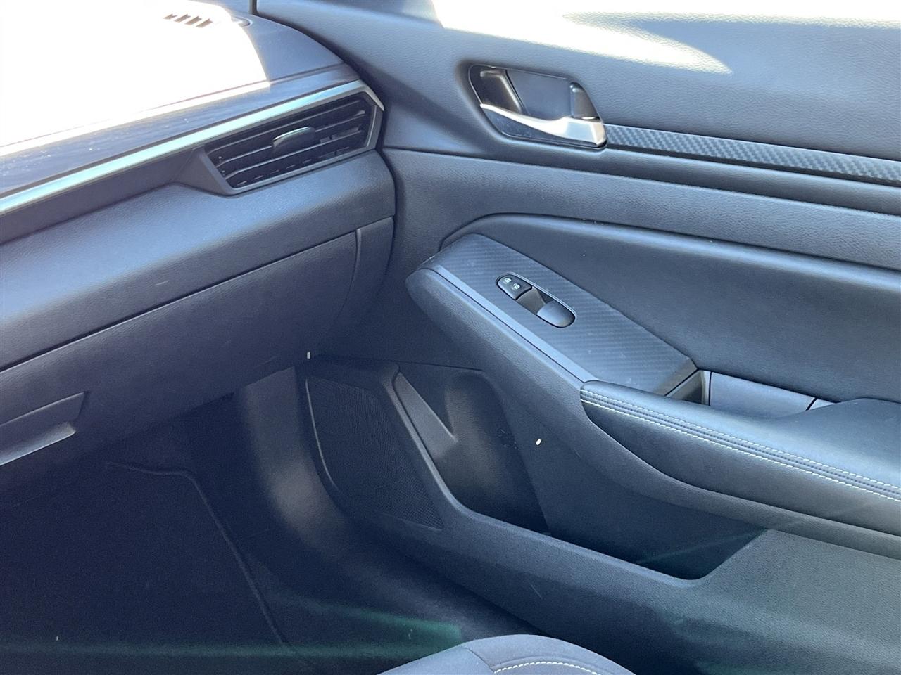 Nissan Altima 2.5 SV 2025
