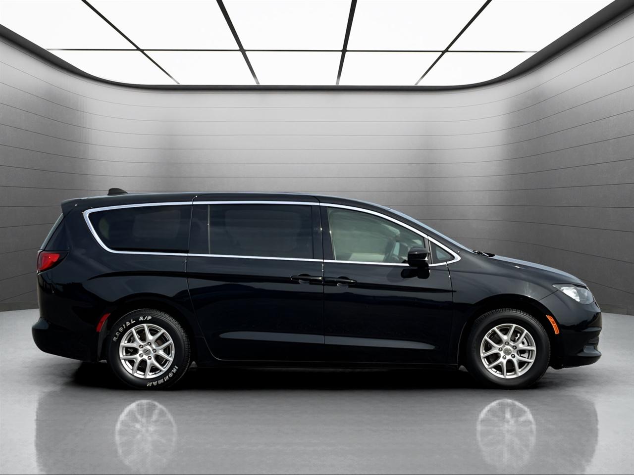 Chrysler Voyager LX 2023