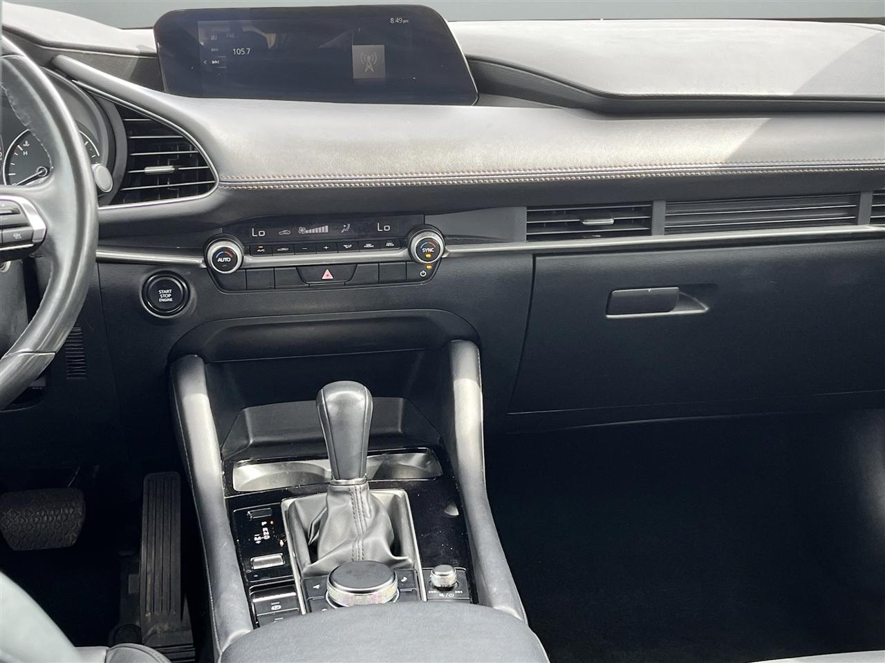 Mazda MAZDA3 Select 2024
